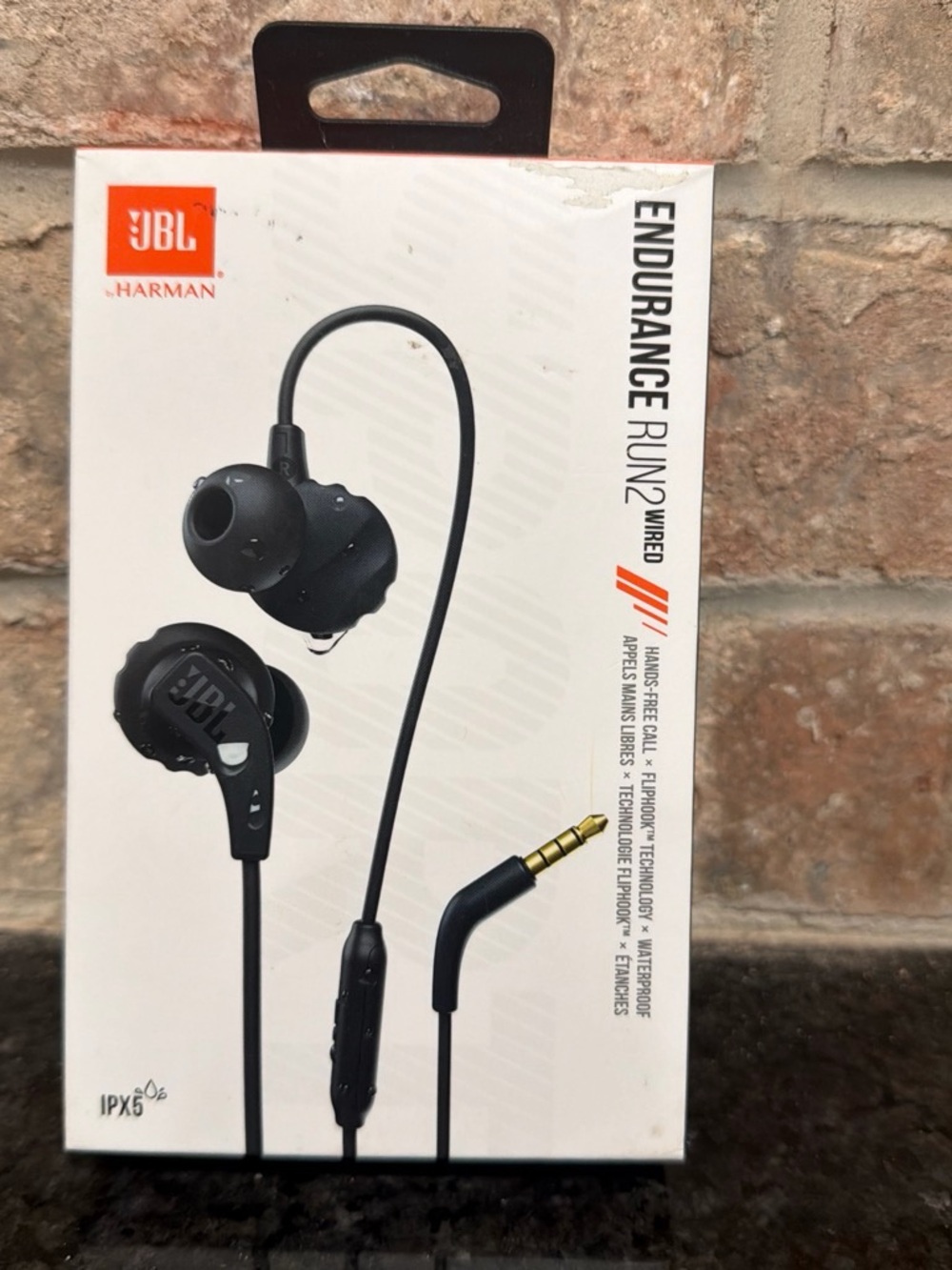 JBL Endurance Run2 Wired Earbuds - Black